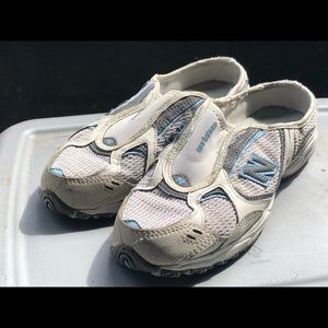 mule tennis shoes new balance